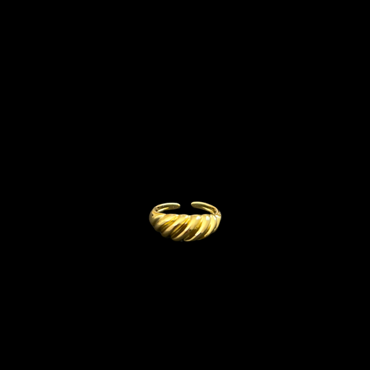 Croissant Ring
